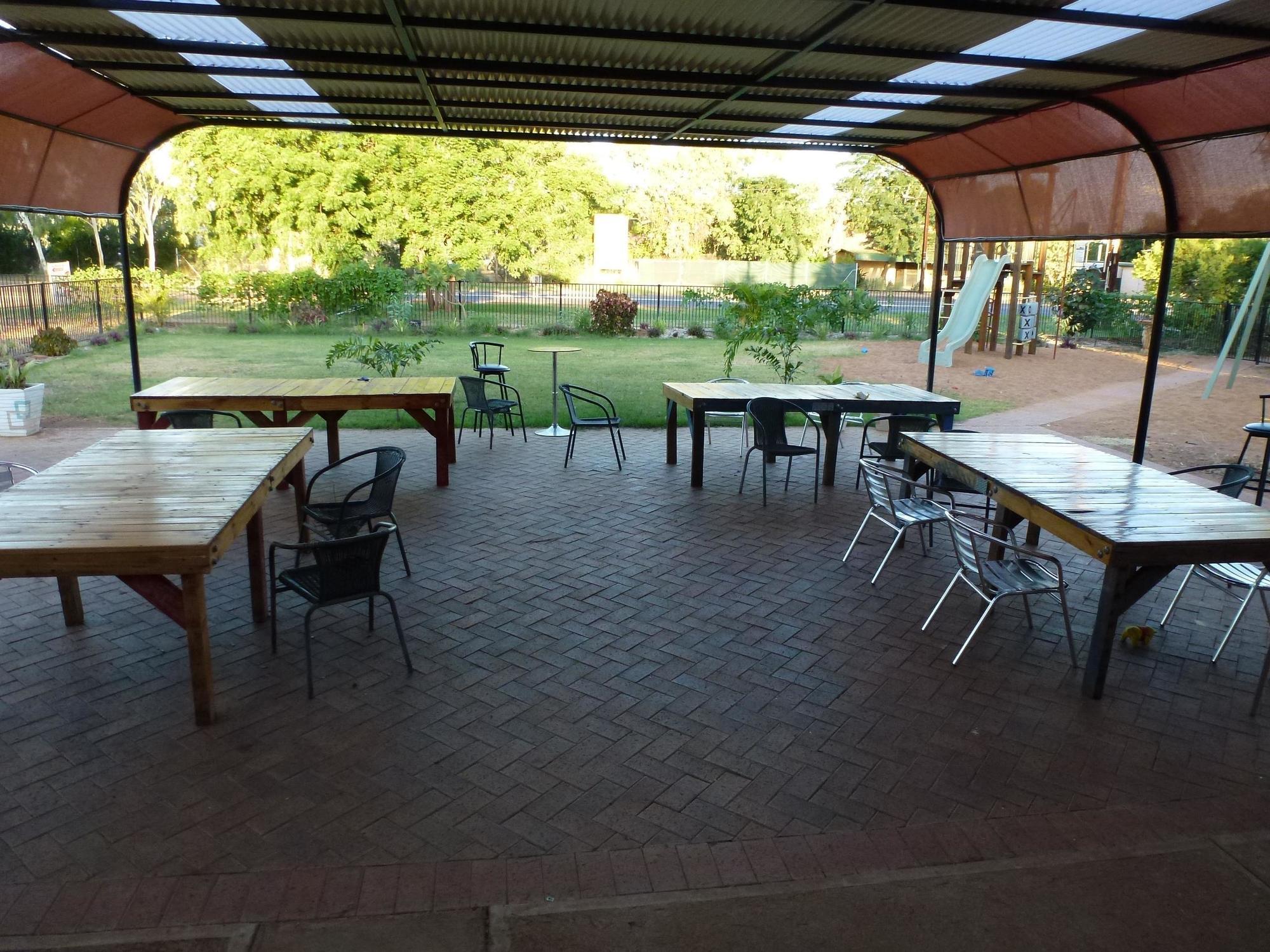 Eldorado Motor Inn Tennant Creek Buitenkant foto