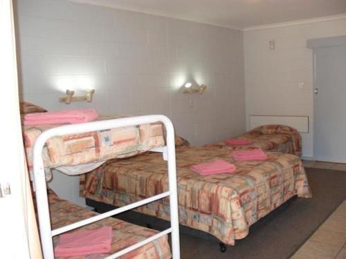 Eldorado Motor Inn Tennant Creek Buitenkant foto
