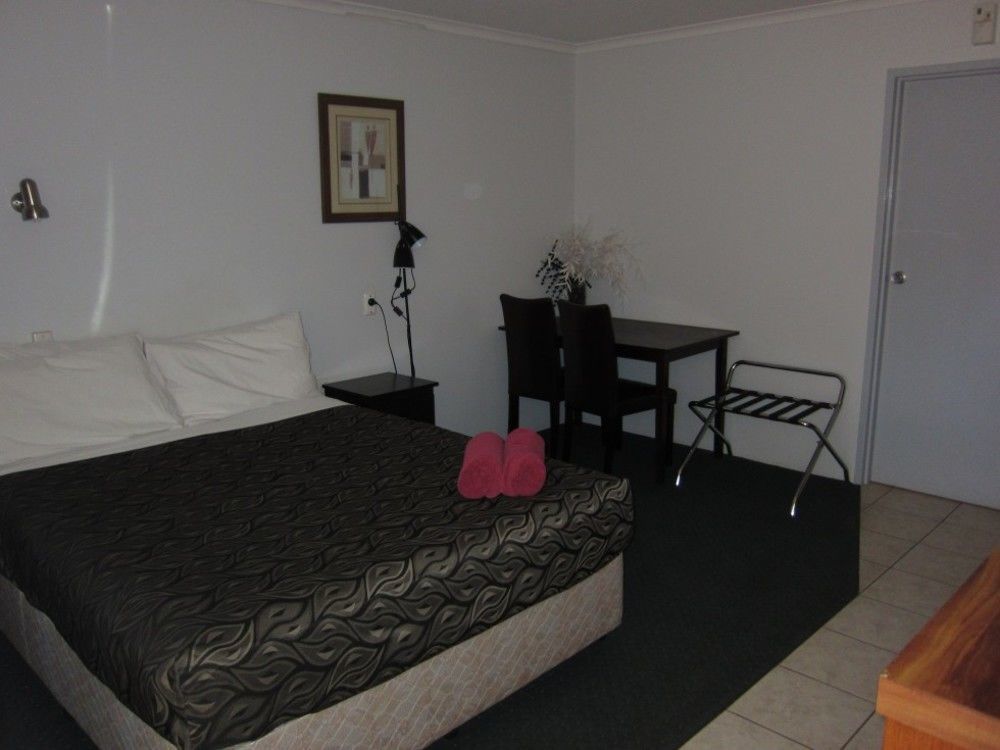 Eldorado Motor Inn Tennant Creek Buitenkant foto